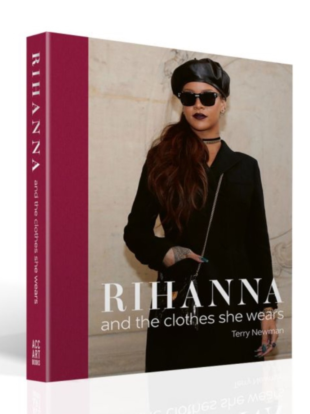 Terry Newman
Rihanna: and the clothes she wears
NWT